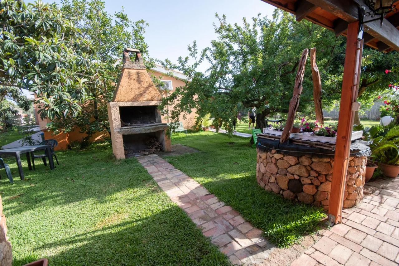 Bed and Breakfast Is Cuccus Masainas Exterior foto