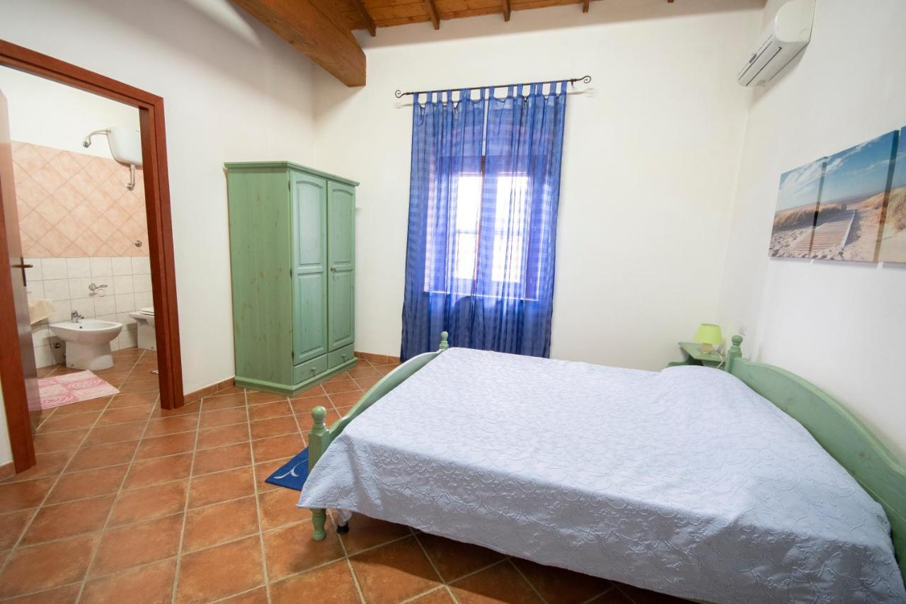 Bed and Breakfast Is Cuccus Masainas Exterior foto
