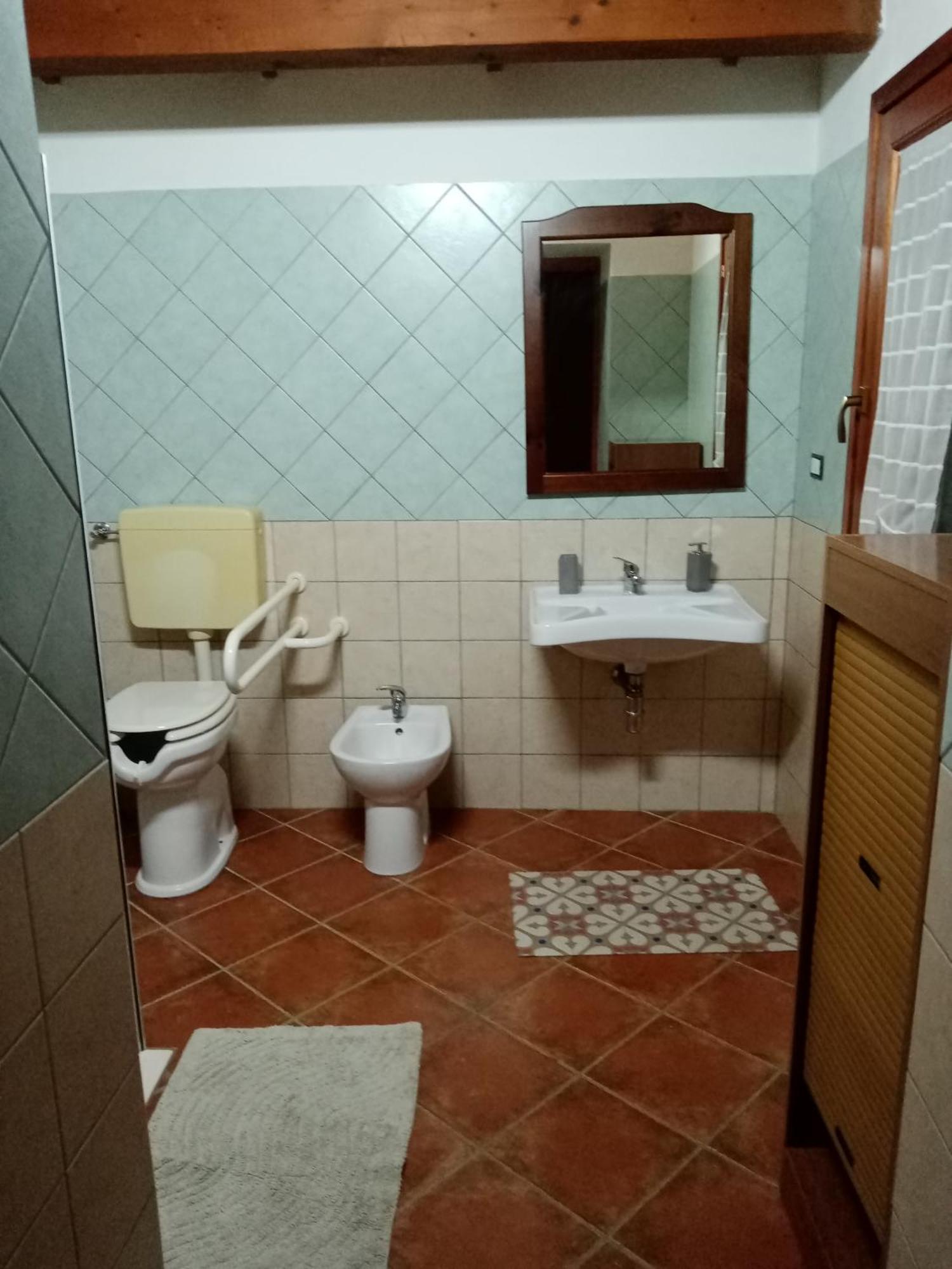 Bed and Breakfast Is Cuccus Masainas Habitación foto