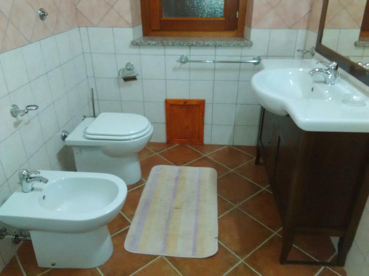 Bed and Breakfast Is Cuccus Masainas Exterior foto