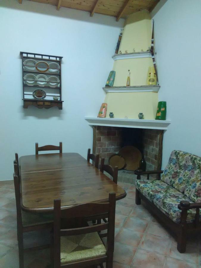 Bed and Breakfast Is Cuccus Masainas Exterior foto