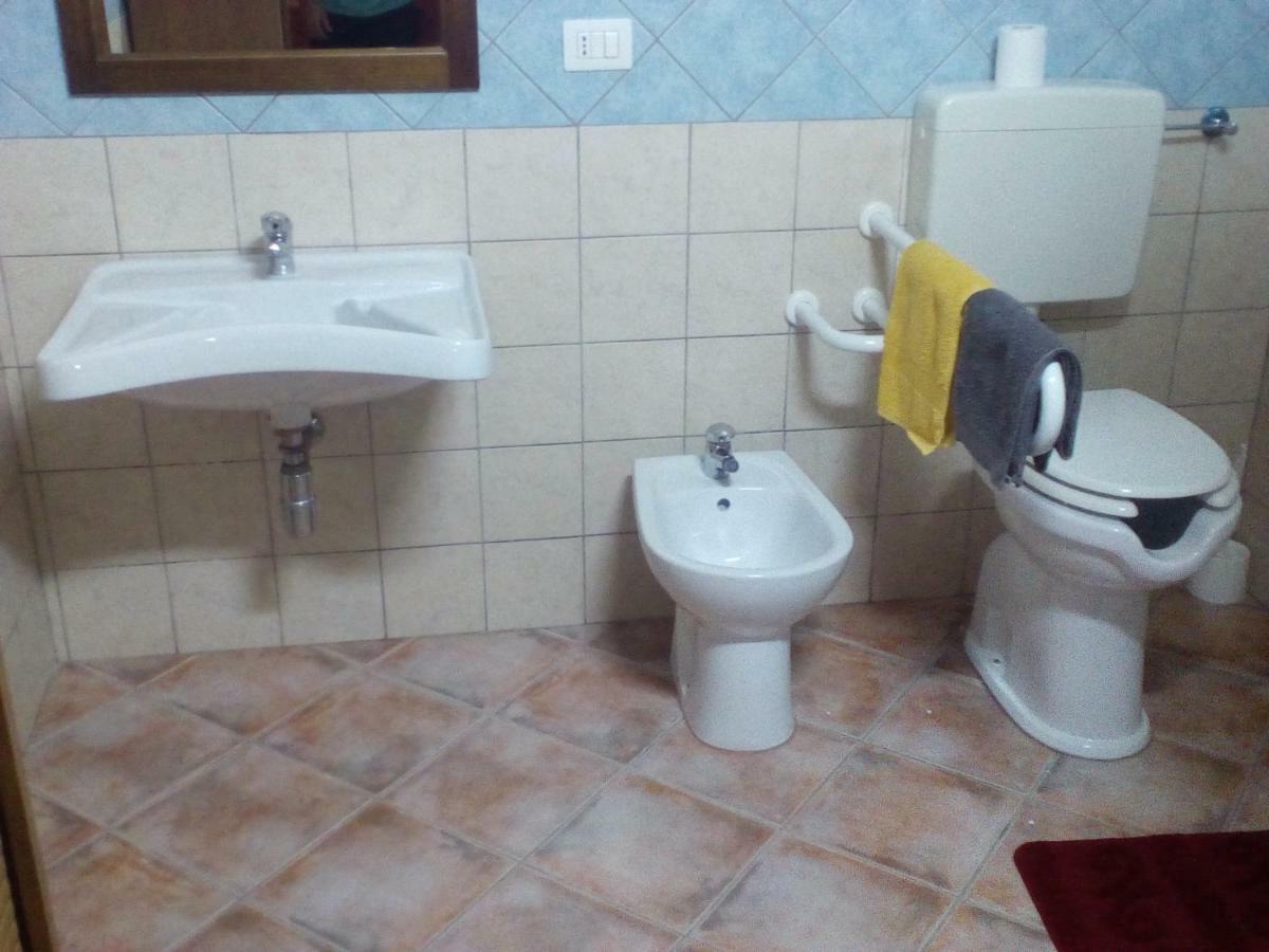 Bed and Breakfast Is Cuccus Masainas Exterior foto