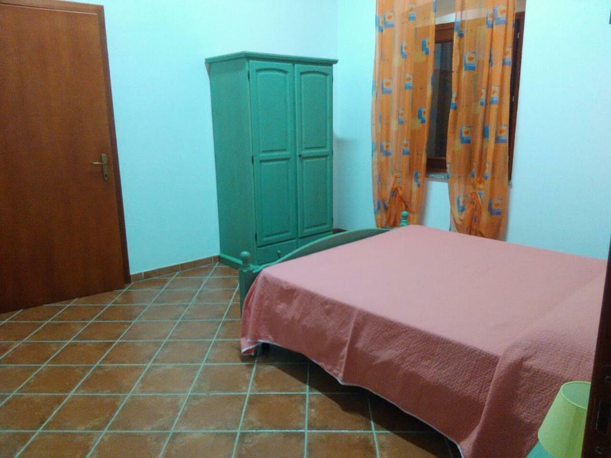 Bed and Breakfast Is Cuccus Masainas Exterior foto